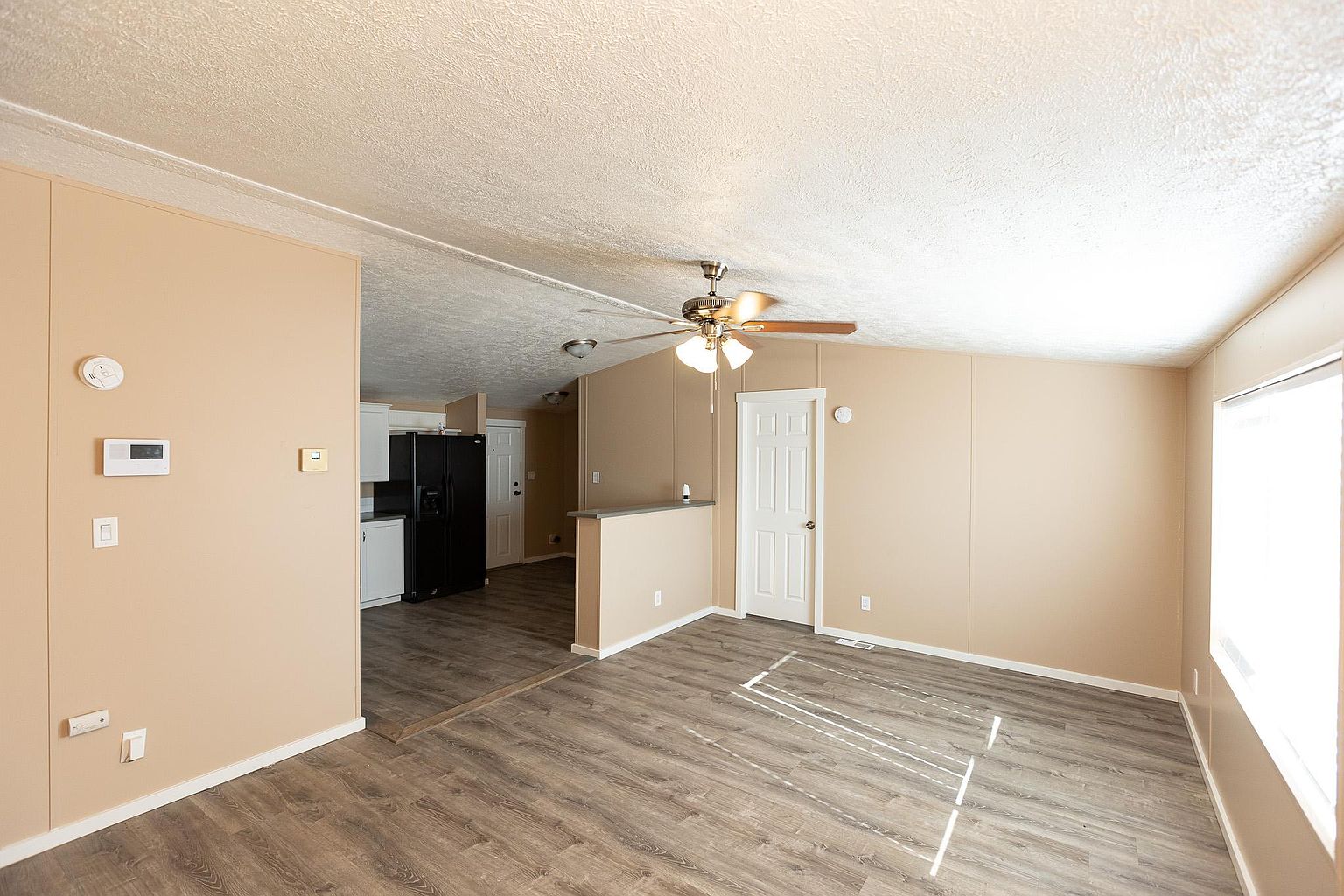 11516 W Eucalyptus Dr photo 4