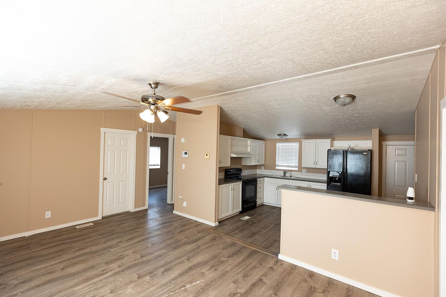11516 W Eucalyptus Dr photo 5