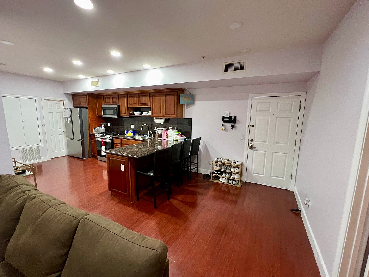 7056 Fulton St photo 4