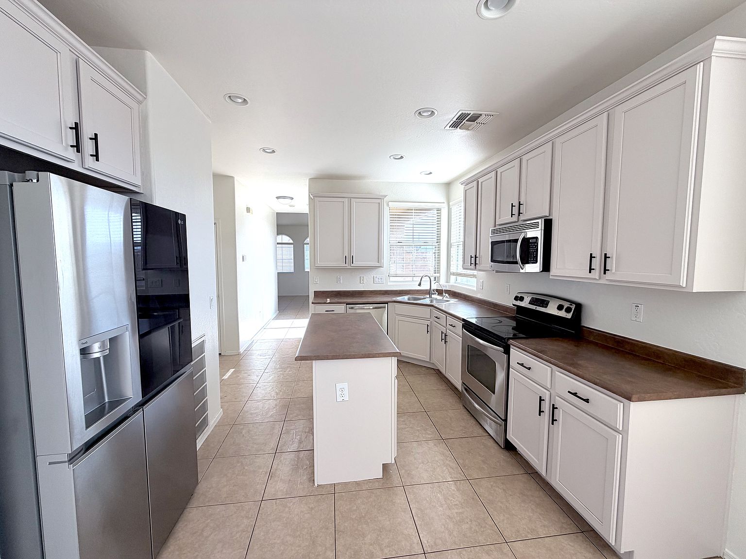 7164 S 48th Gln photo 5