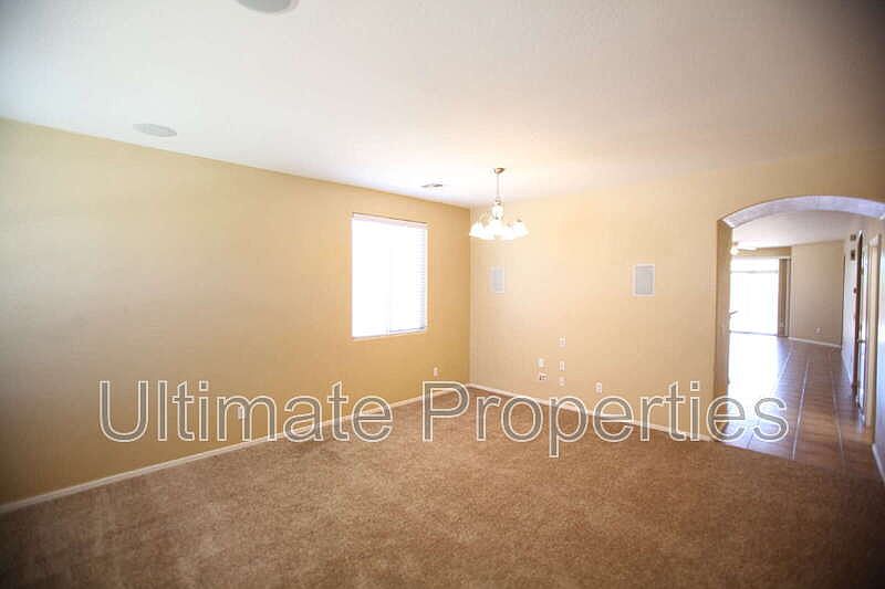 17713 W Maricopa St photo 3