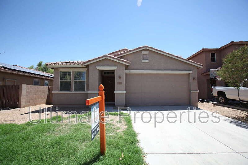 17713 W Maricopa St photo 2