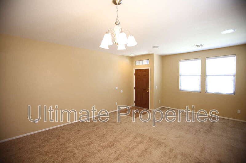 17713 W Maricopa St photo 5
