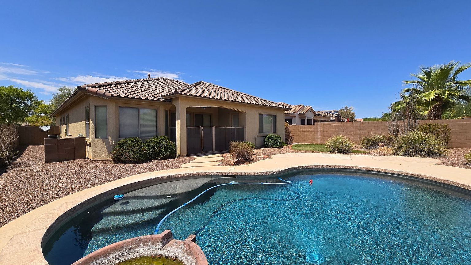 13637 S 175th Dr photo 3
