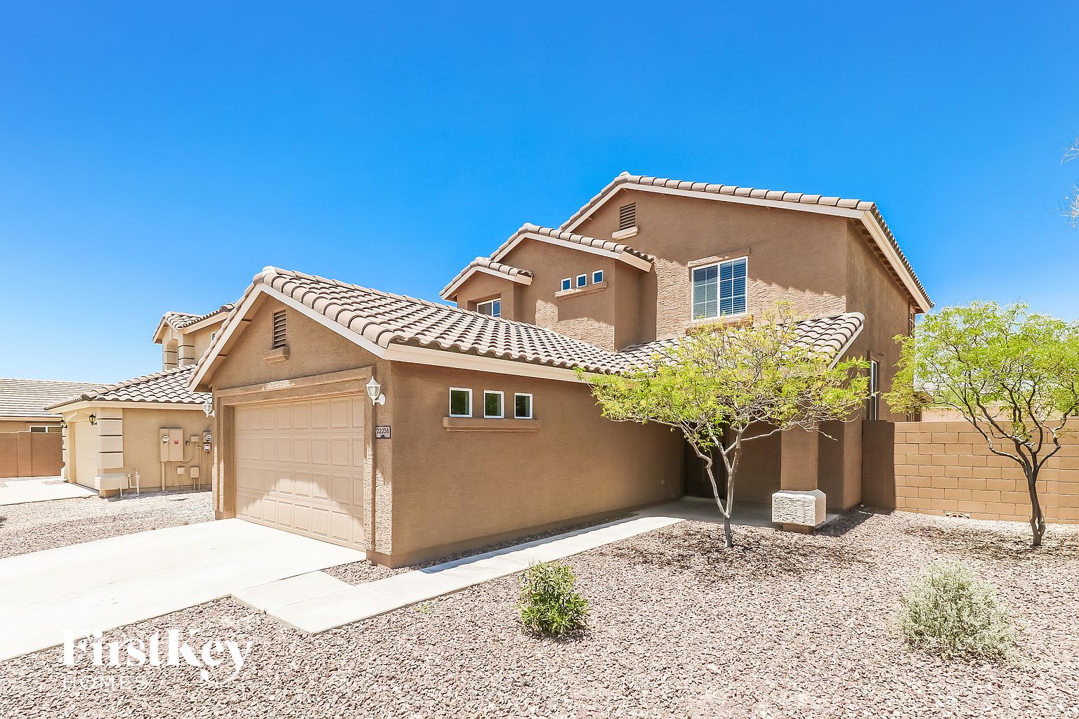 22238 W Moonlight Path Buckeye, AZ 85326 photo 4