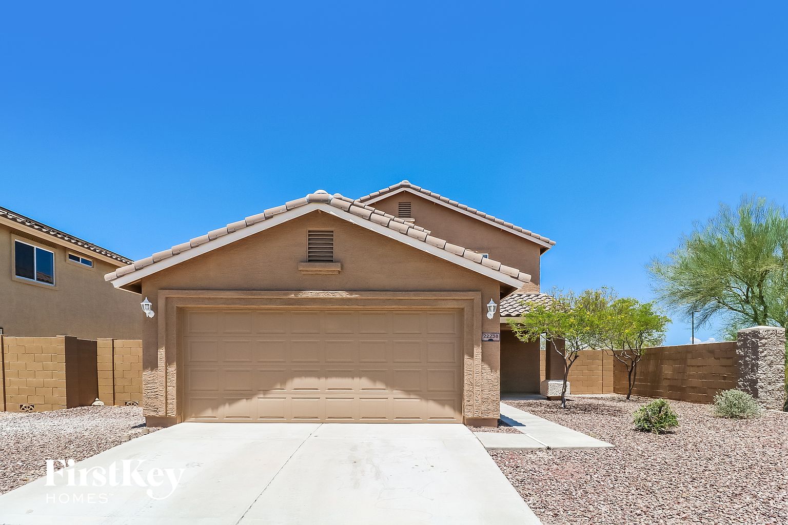 22238 W Moonlight Path Buckeye, AZ 85326 photo 2
