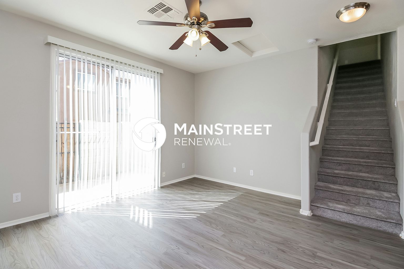 3806 S 54th Glen Phoenix, AZ 85043 photo 3
