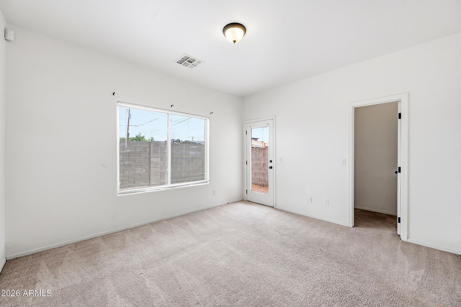 8917 N 4th St Phoenix, AZ 85020 photo 4