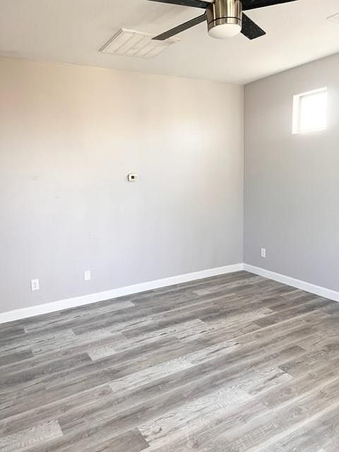 836 W Village Pkwy photo 5