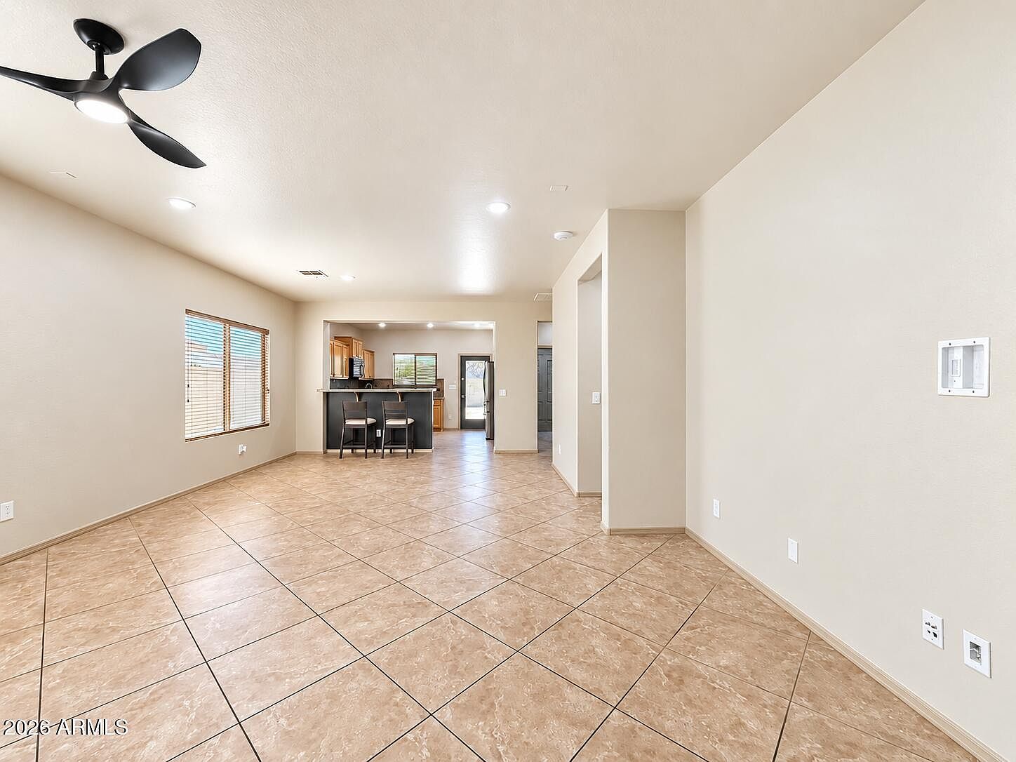 17961 W Lawrence Ln photo 4
