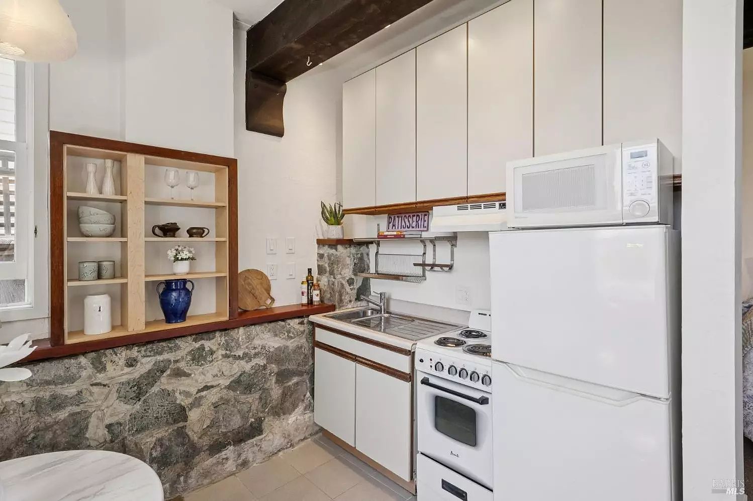 28 Marina Court Dr photo 4