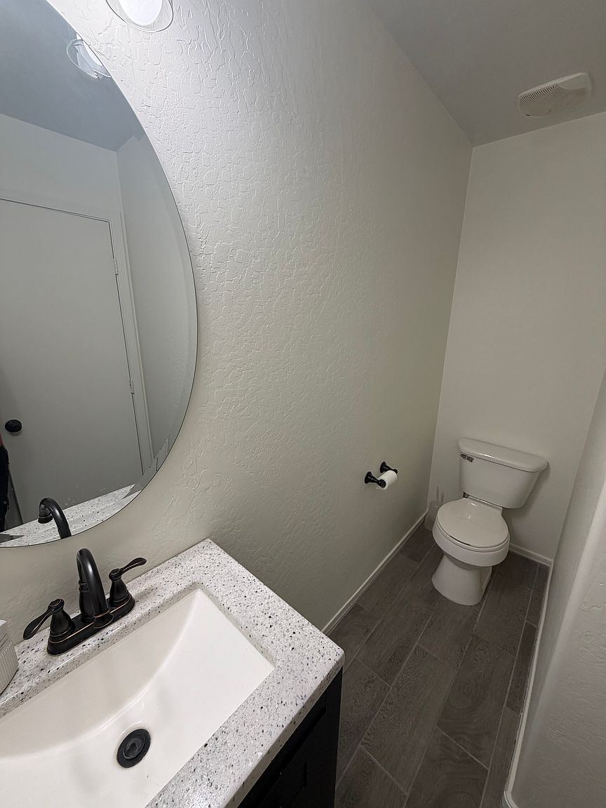 13052 E Primrose Ln photo 5