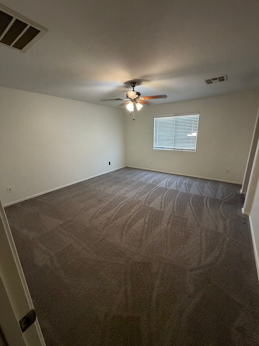 13052 E Primrose Ln photo 4