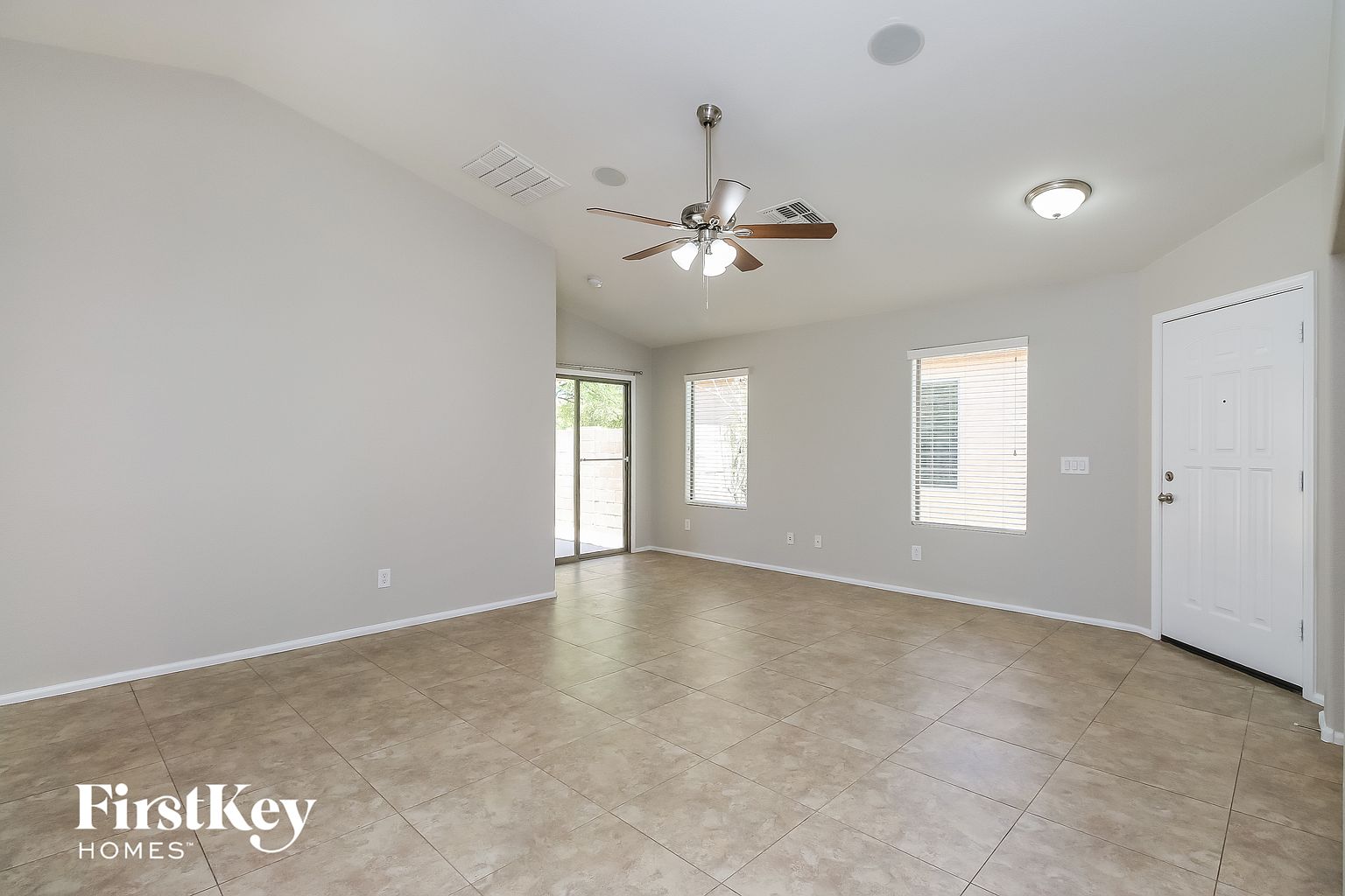 4186 E Aragonite Ln San Tan Valley, AZ 85143 photo 4