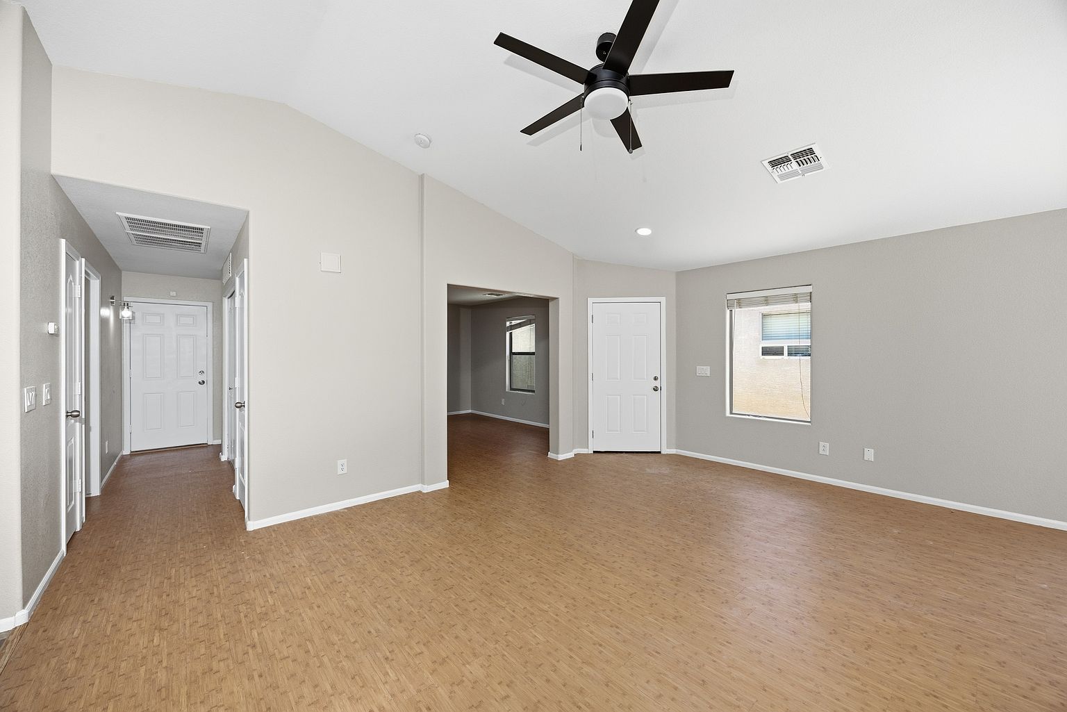4079 E Mica Rd photo 4