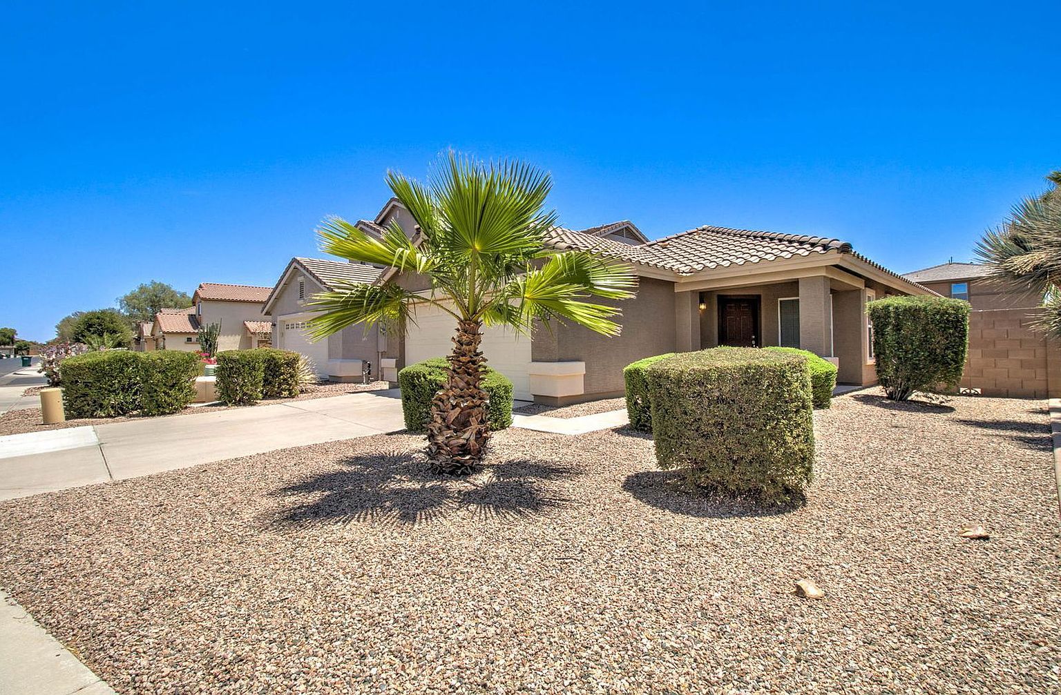 41375 W Cahill Dr Maricopa, AZ 85138 photo 5