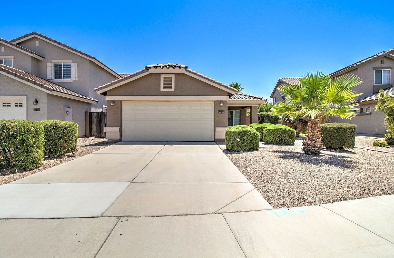 41375 W Cahill Dr Maricopa, AZ 85138 photo 4