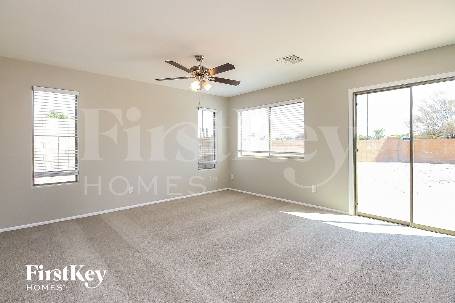 1422 E Penny Ln San Tan Valley, AZ 85140 photo 3