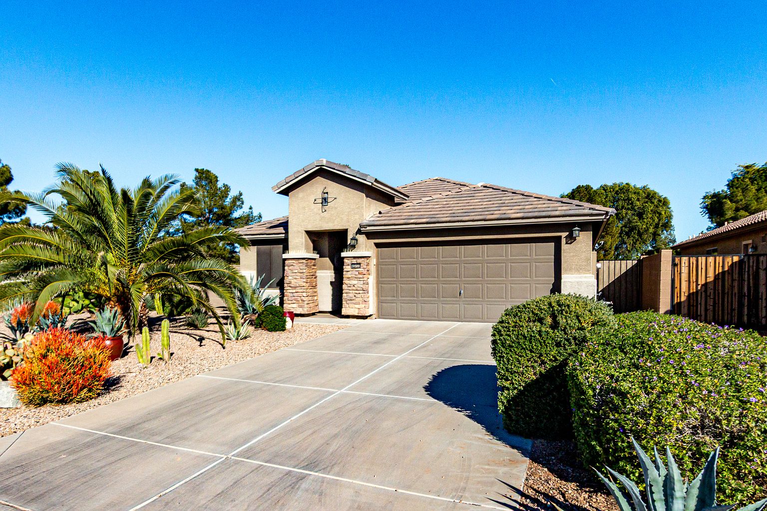 19589 N Portarosa Ct Maricopa, AZ 85138 photo 3