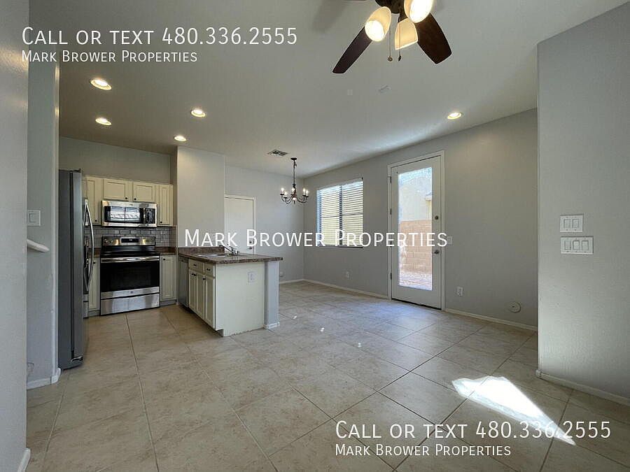 451 S Hawes Rd Unit 12 photo 4