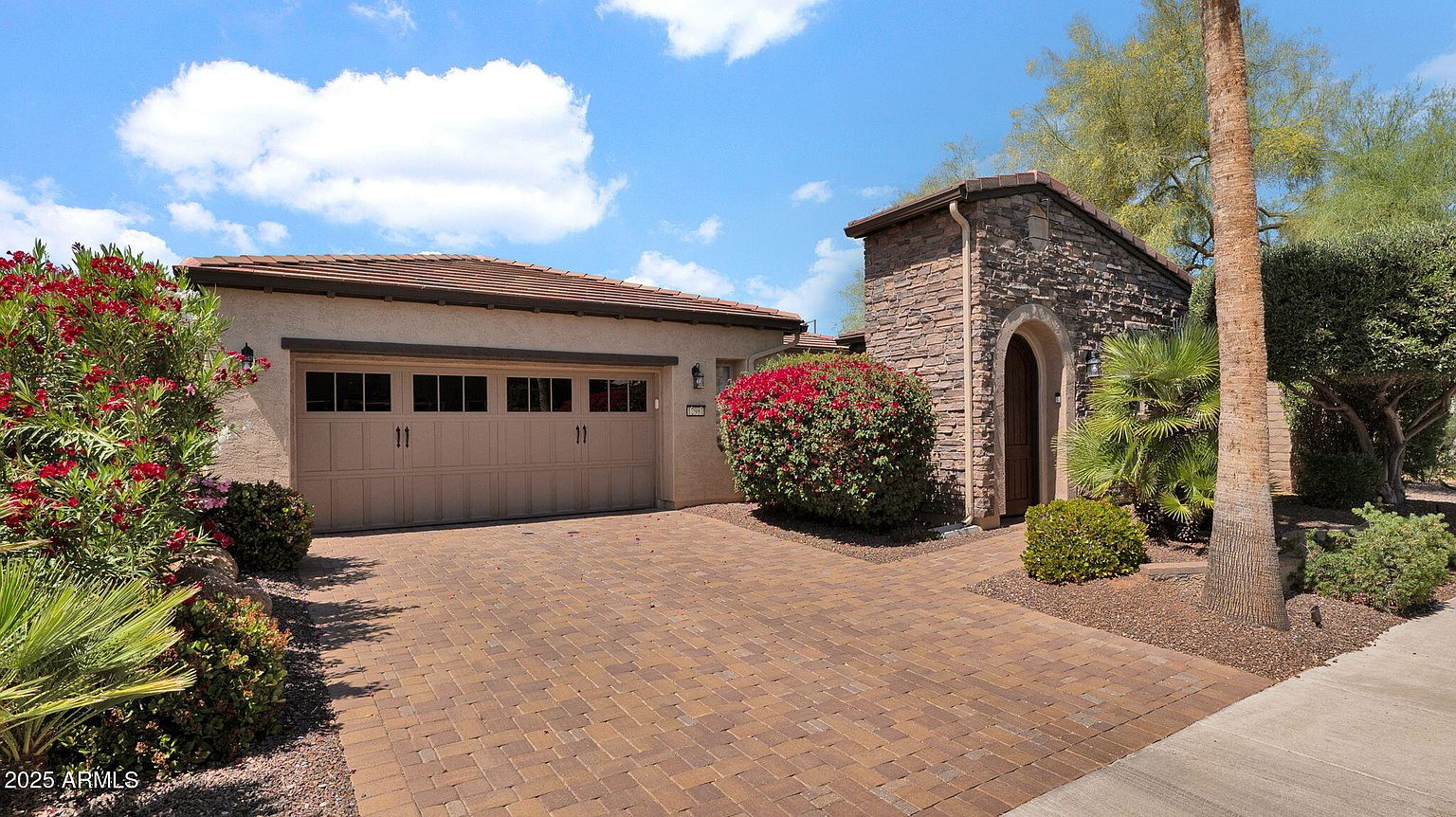 12981 W Yellow Bird Ln Peoria, AZ 85383 photo 3