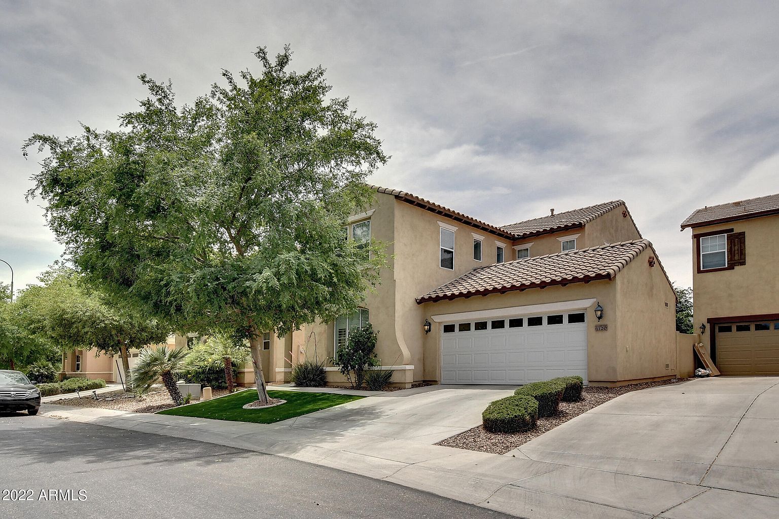 1120 N Crosscreek Dr Chandler, AZ 85225 photo 2