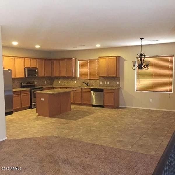 21810 S 215th Way photo 2