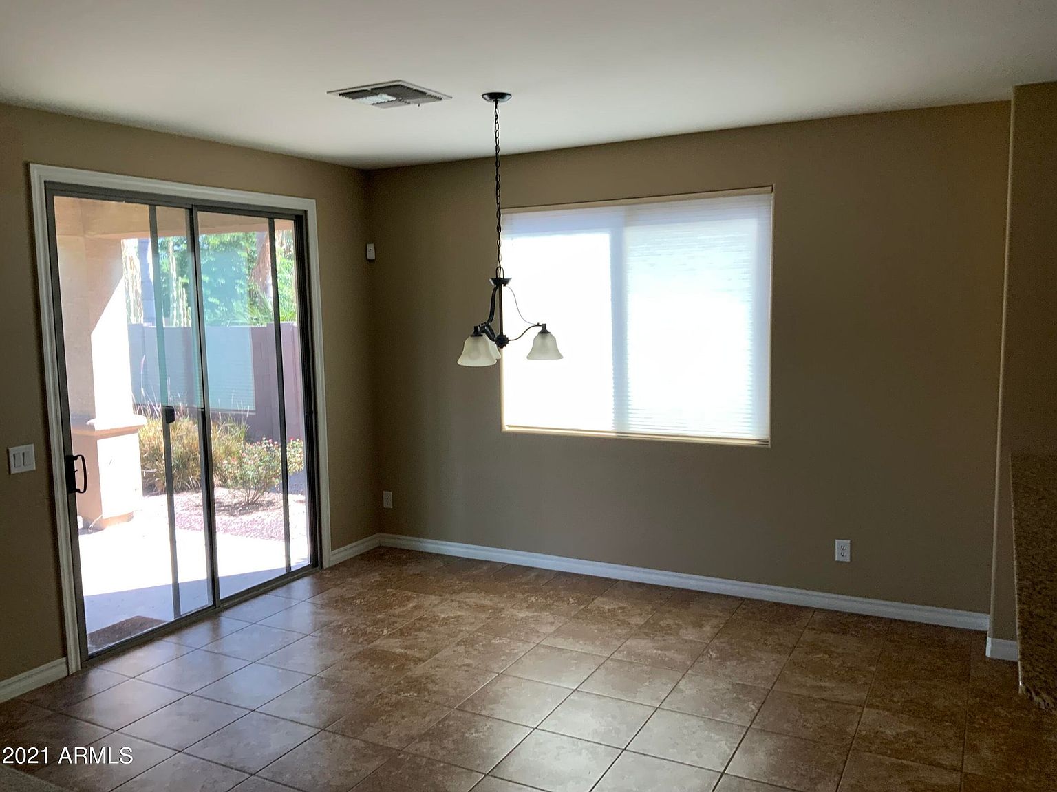 632 W San Carlos Way photo 3