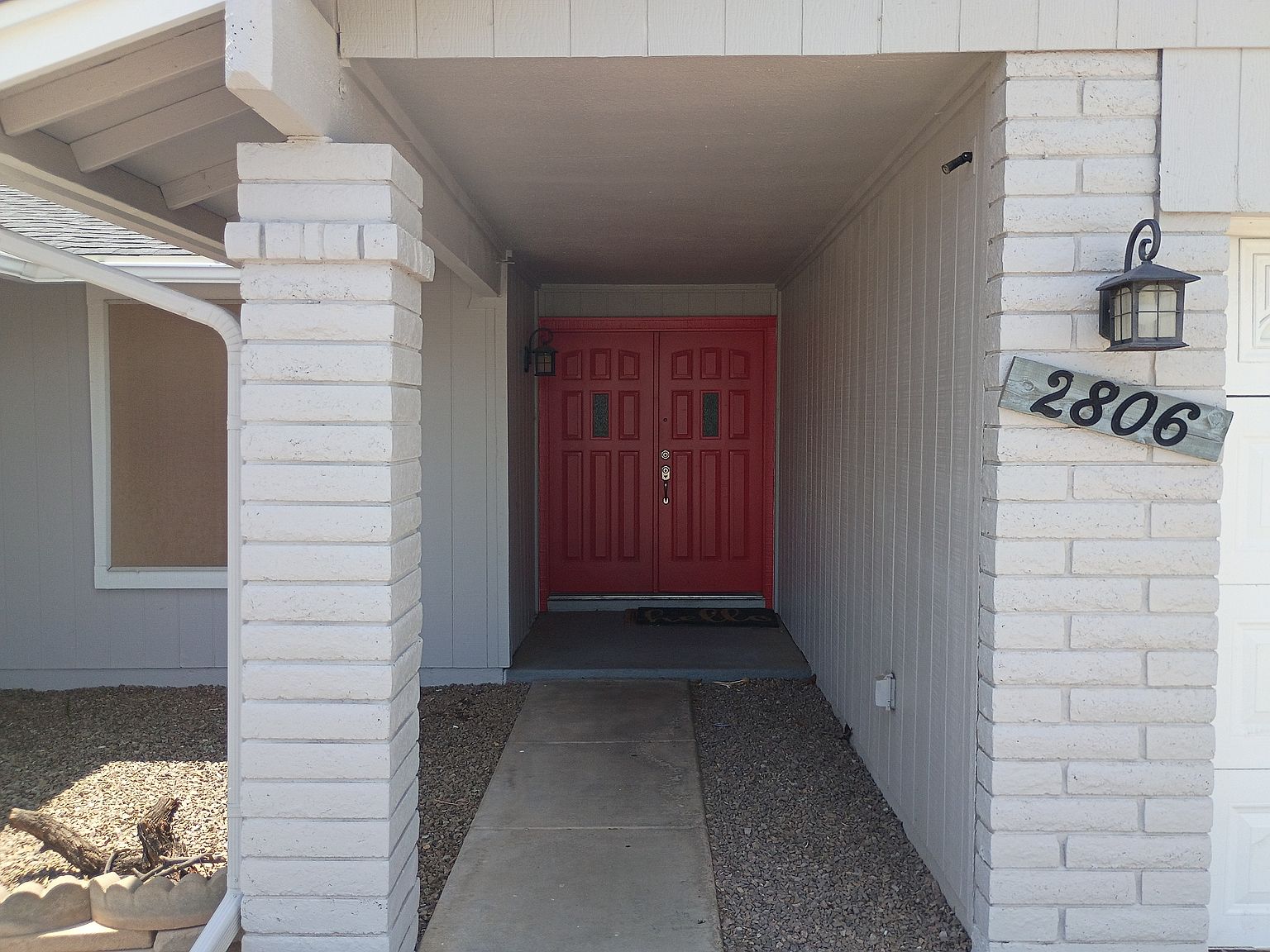 2806 N Evergreen St photo 4