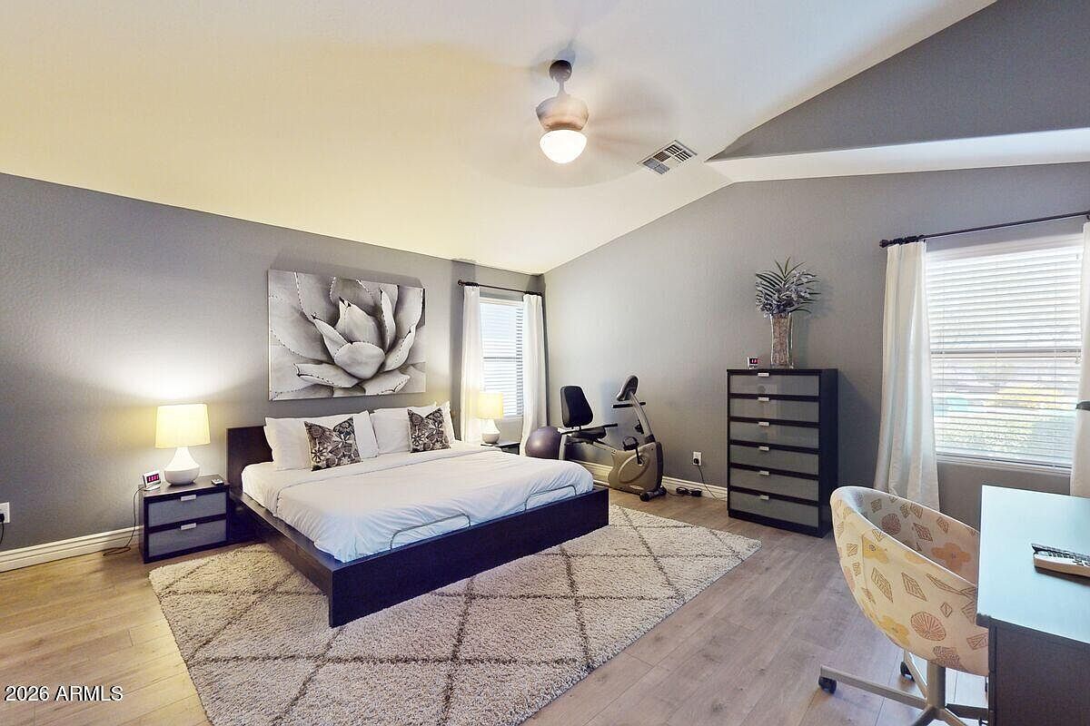 4320 E Vista Bonita Dr photo 3