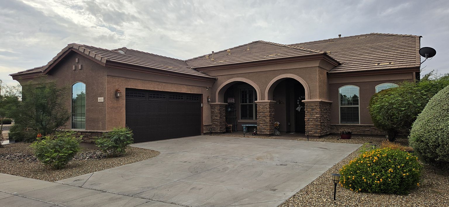 16113 W Papago St photo 4