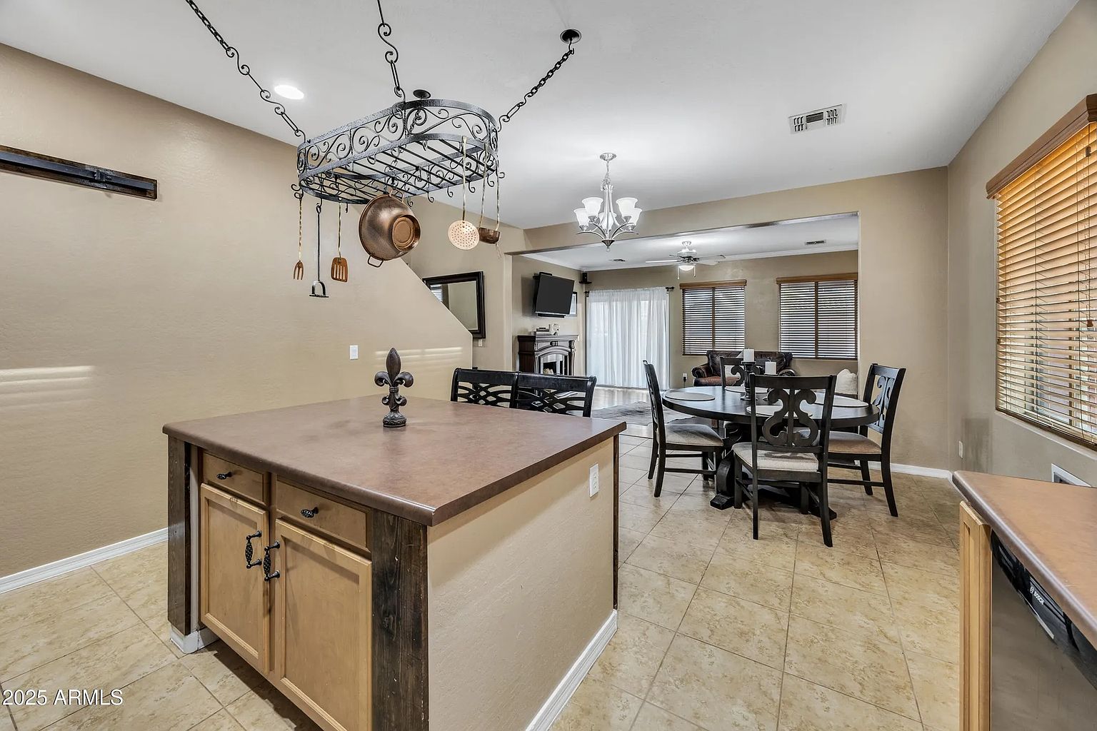 41369 W Parkhill Dr photo 3