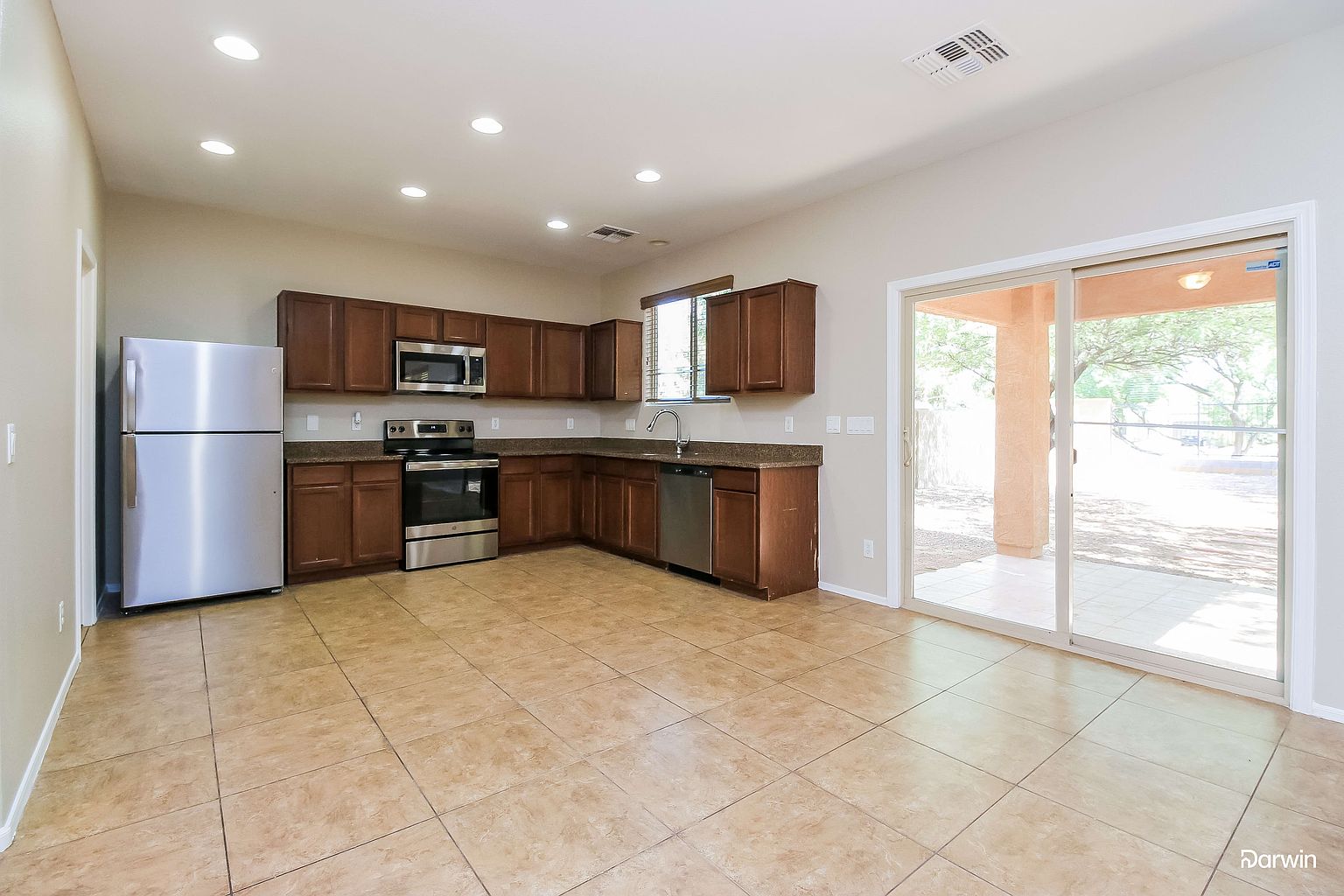 42480 W Santa Fe St photo 3