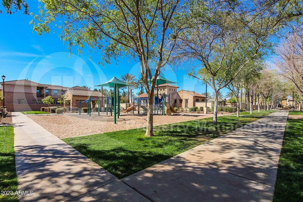 1144 S Osborn Ln Gilbert, AZ 85296 photo 5