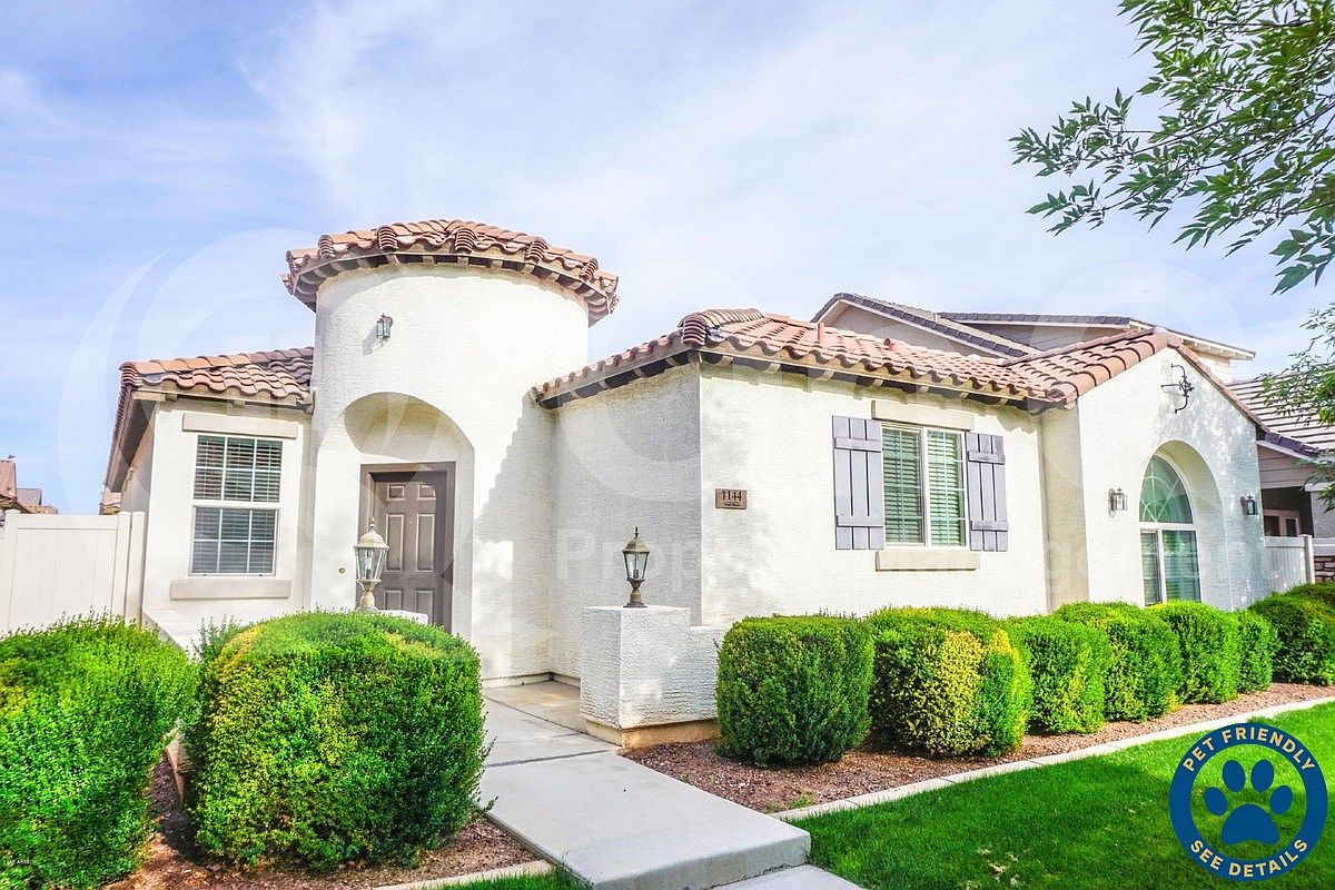 1144 S Osborn Ln Gilbert, AZ 85296 photo 2
