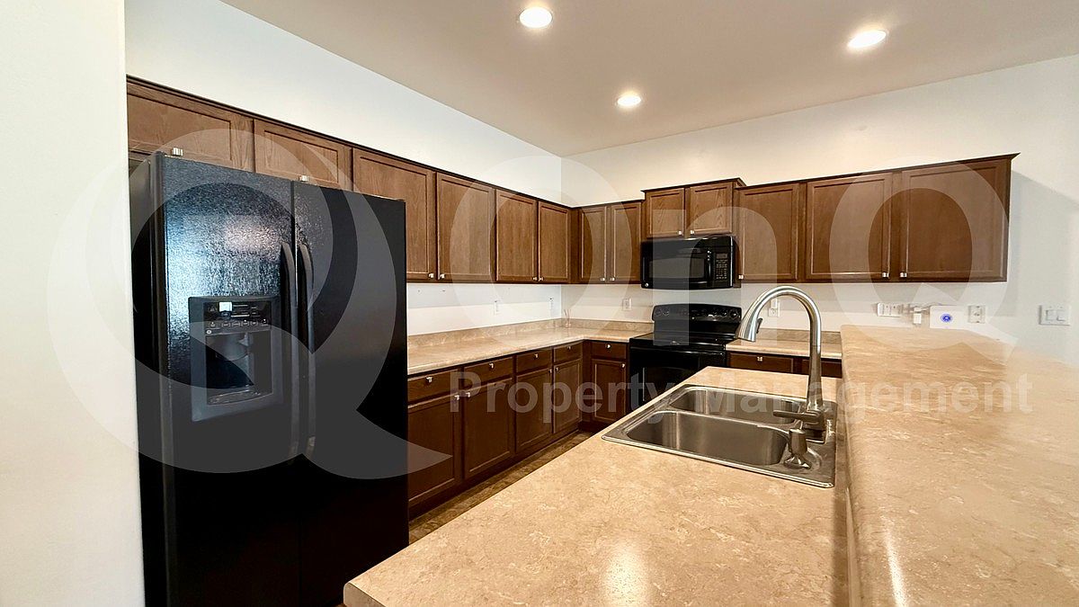 23782 W Harrison Dr Buckeye, AZ 85326 photo 3