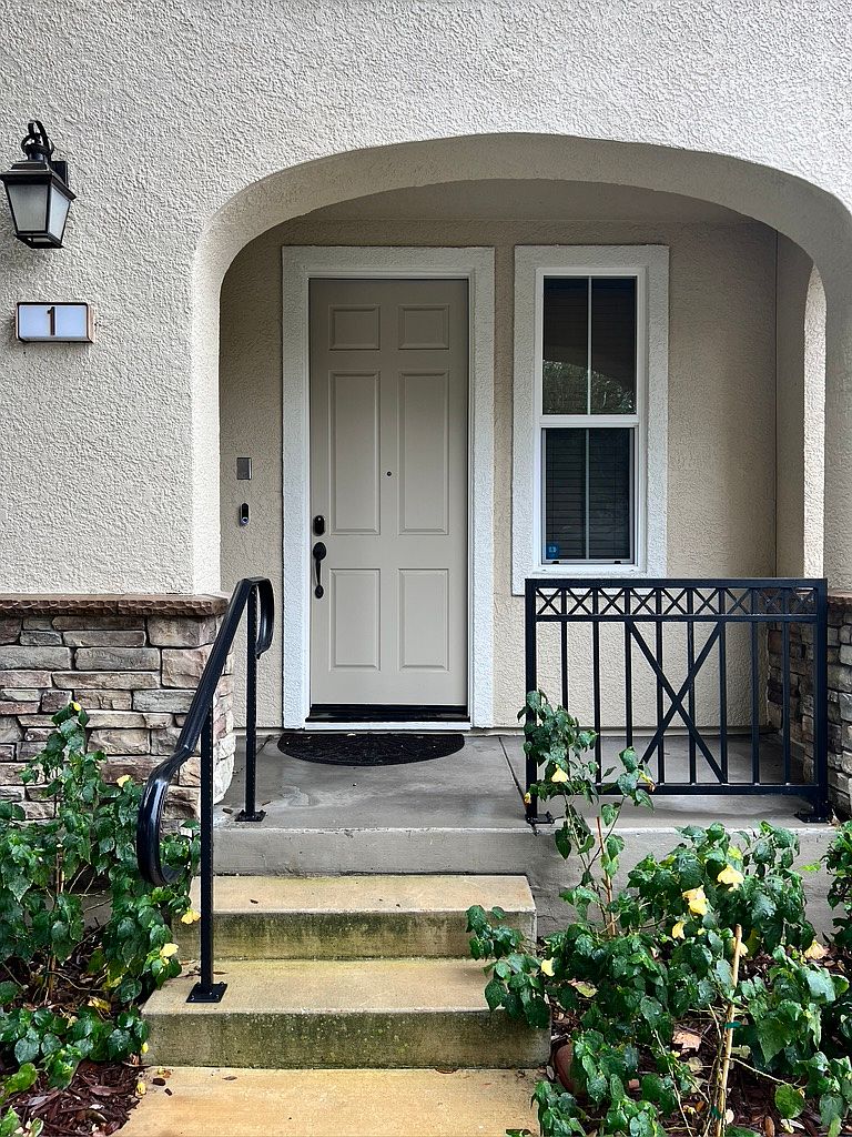 71 Heligan Ln photo 3