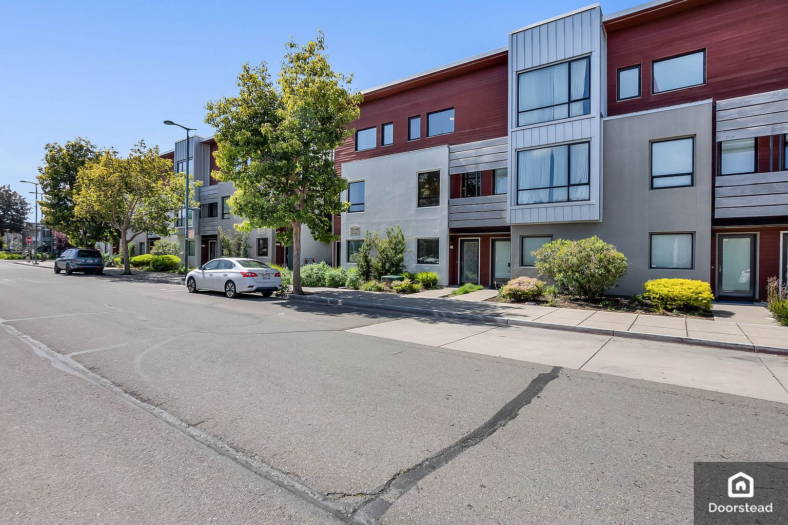 1223 Wood St photo 4