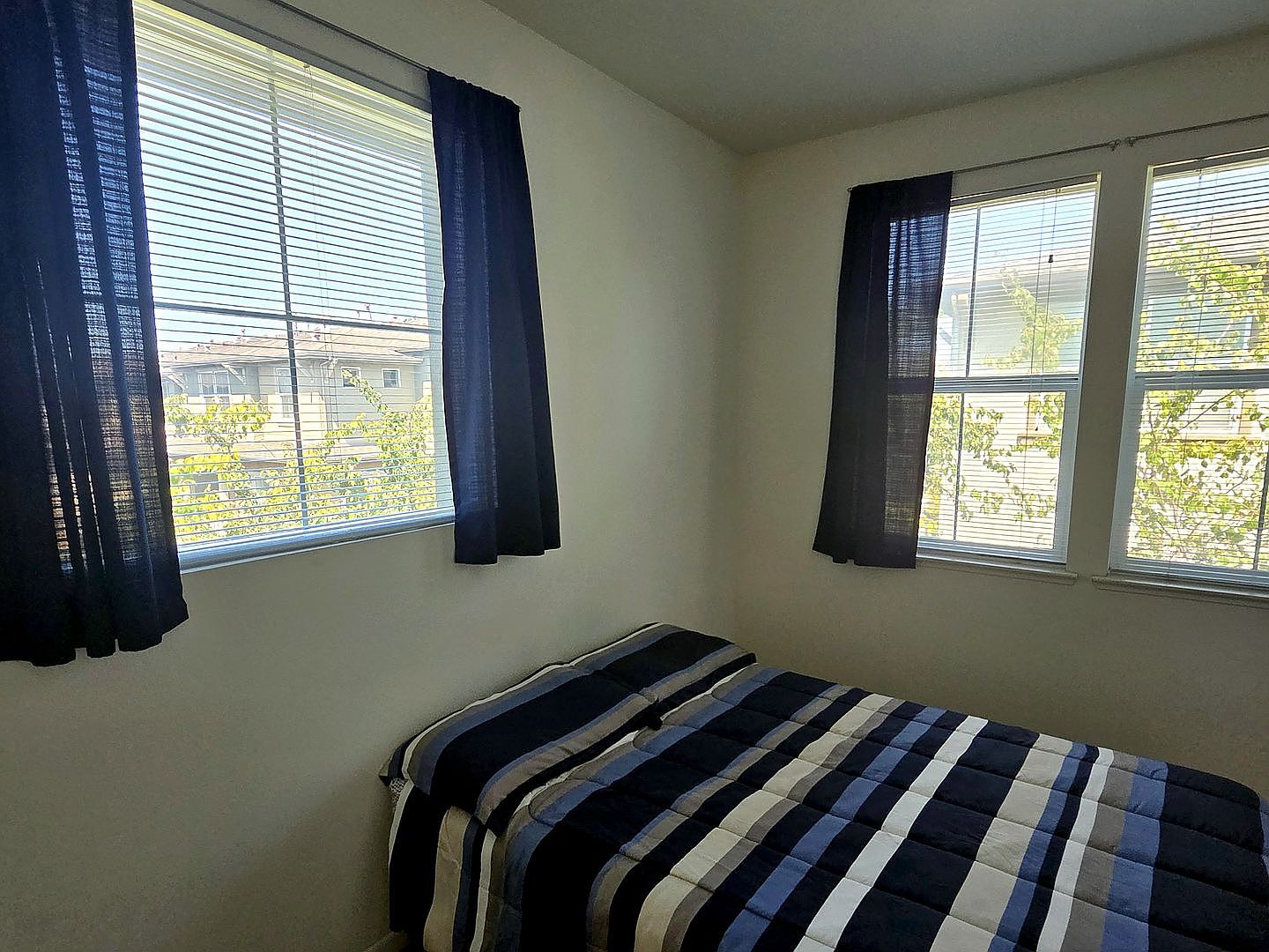 684 Modern Ice Dr unit Room B photo 5