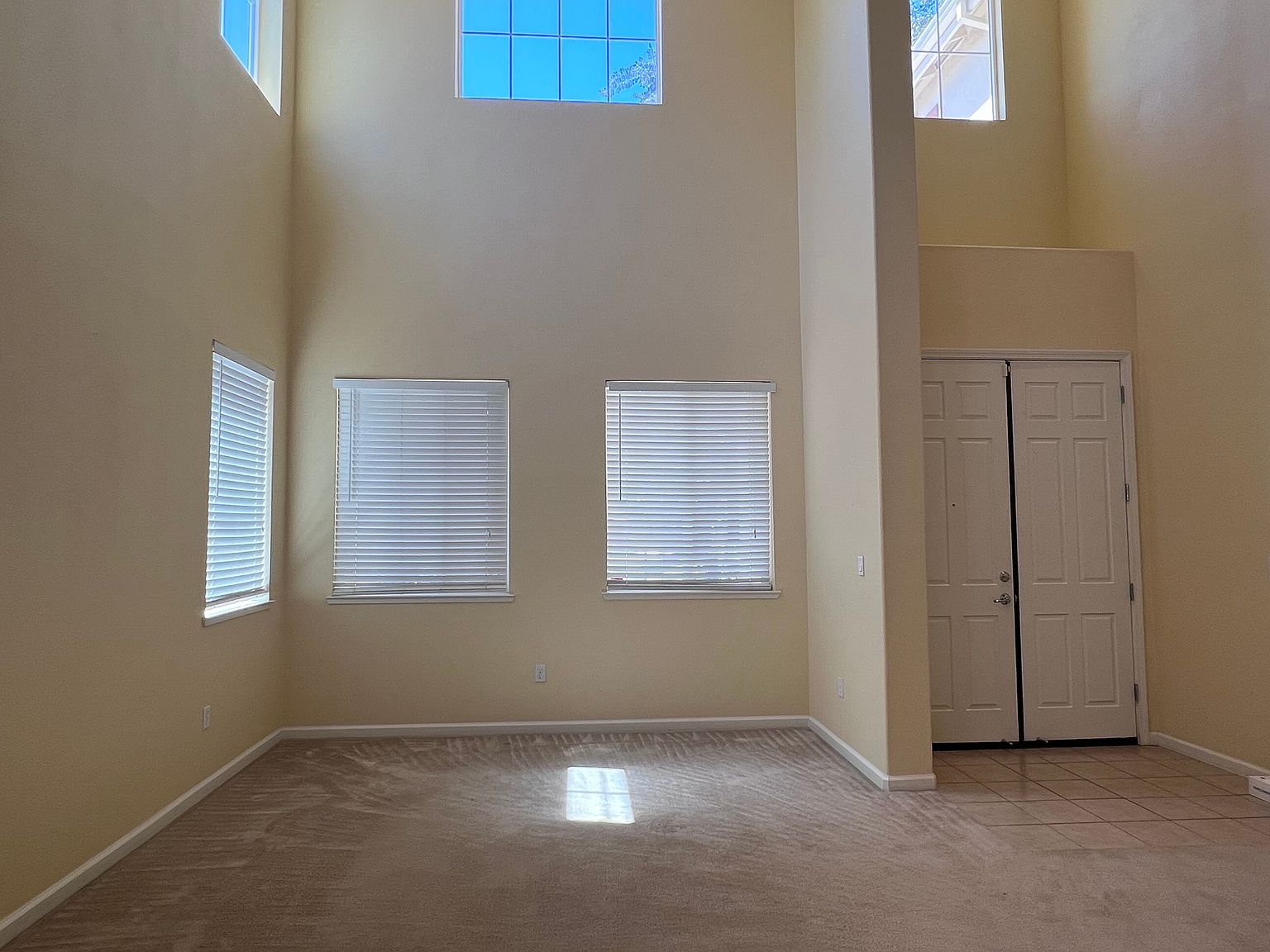 771 Cathedral Way photo 5
