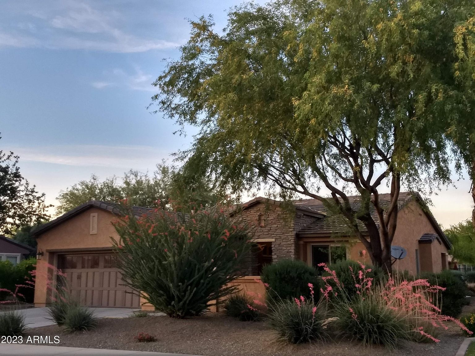 12968 W Yellow Bird Ln Peoria, AZ 85383 photo 2
