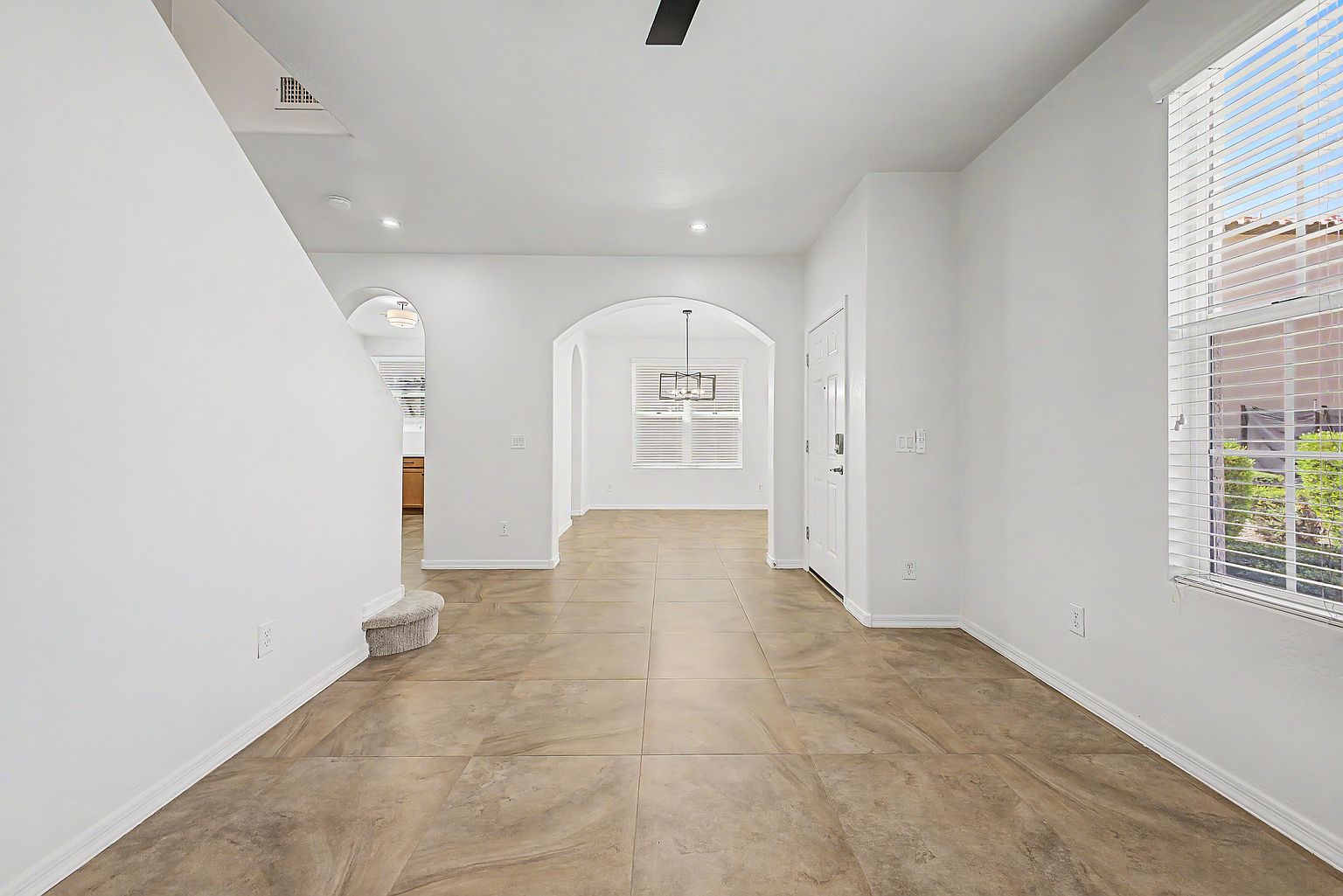 886 S Huish Dr photo 4