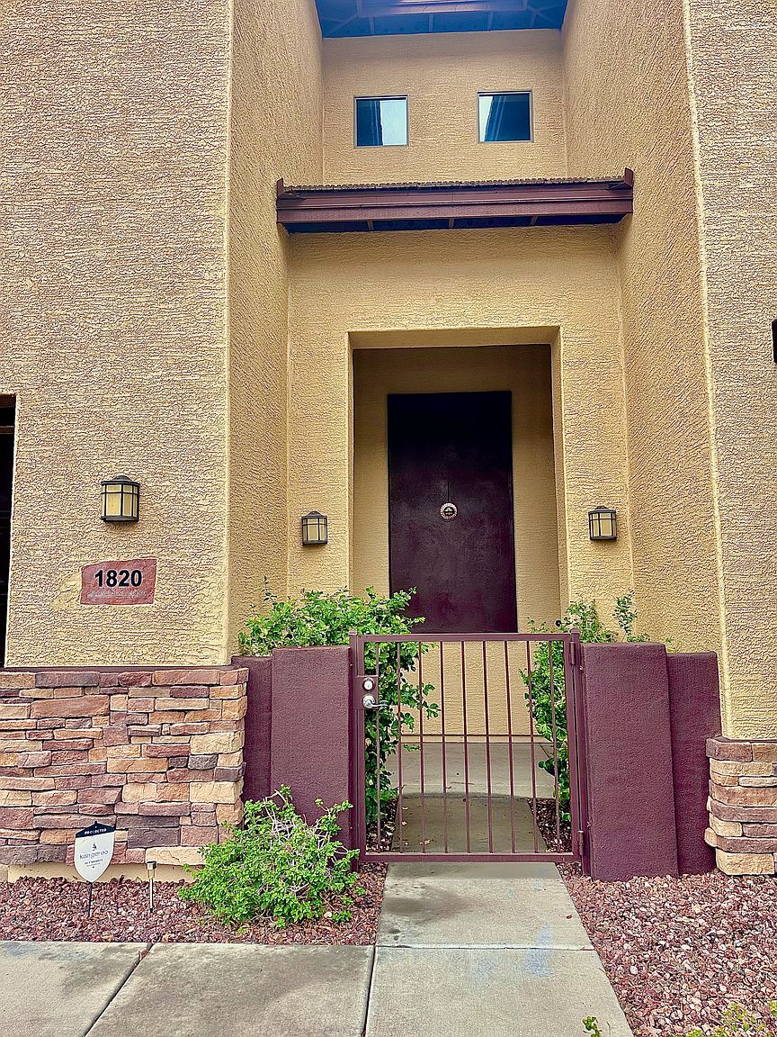 1820 E Marco Polo Rd photo 2