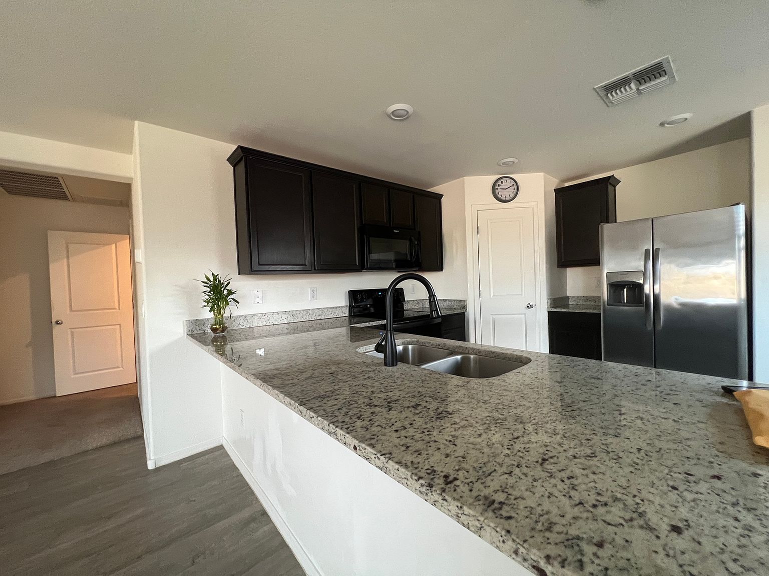 8948 S 254th Dr photo 4