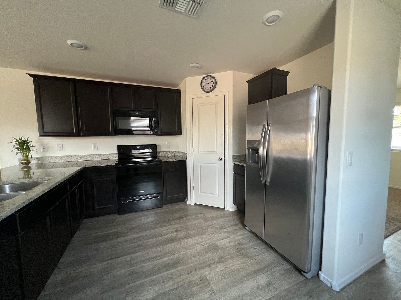 8948 S 254th Dr photo 5