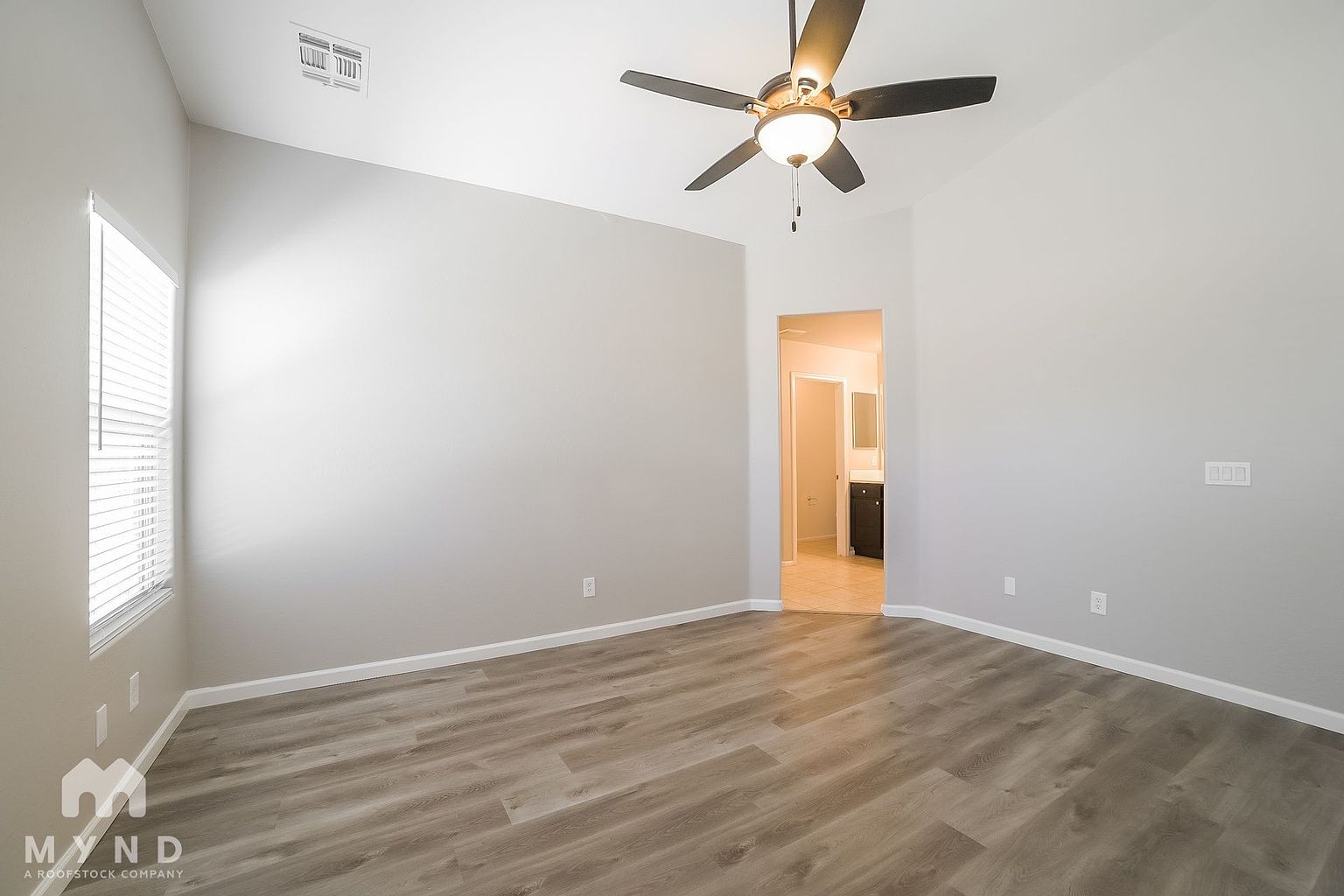 3023 S 87th Dr Tolleson, AZ 85353 photo 4