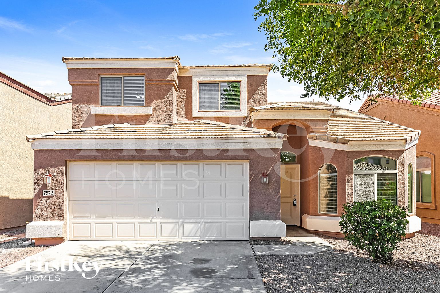 7572 W Charter Oak Rd Peoria, AZ 85381 photo 2
