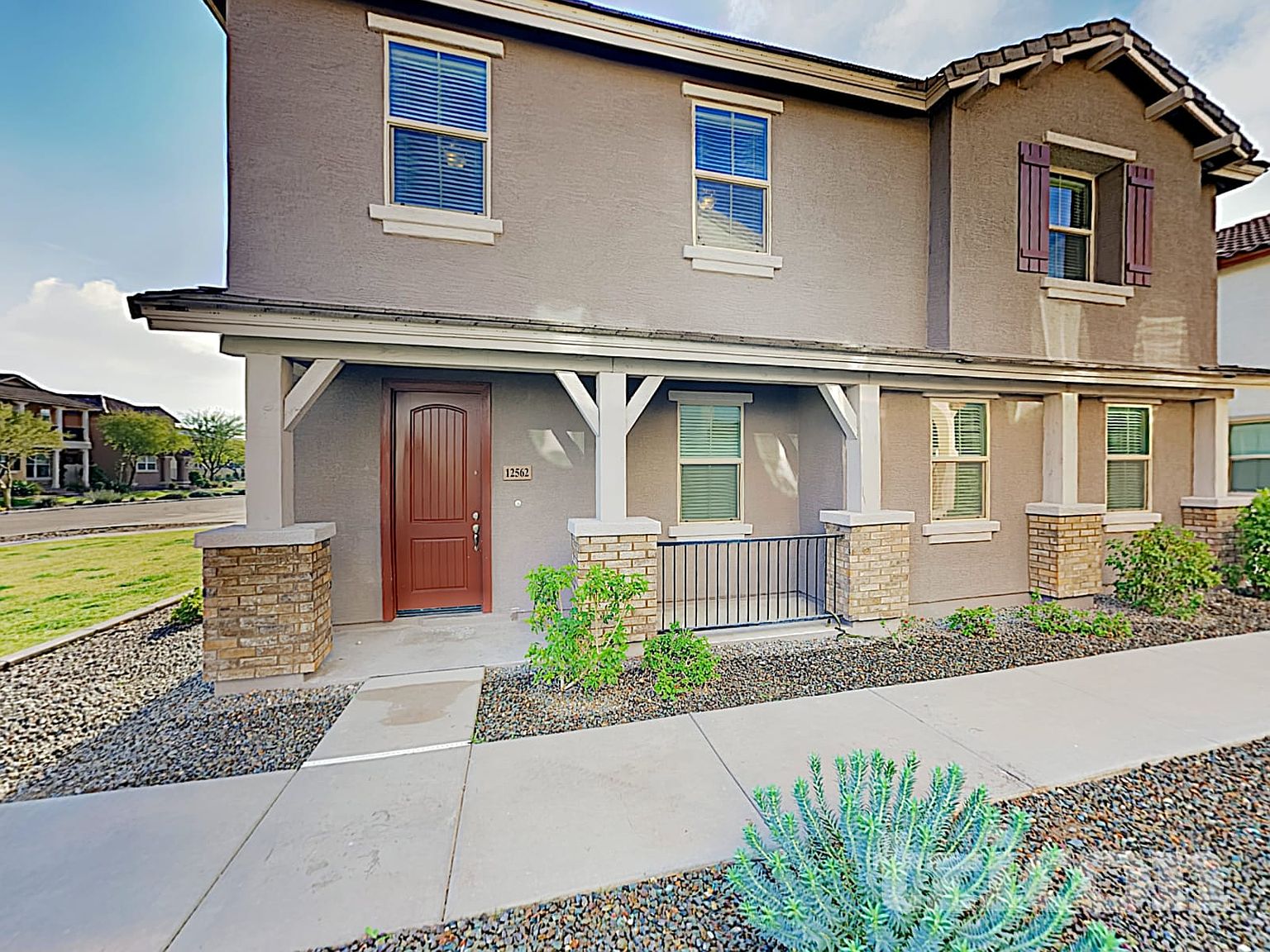 12562 W Gentle Rain Rd Peoria, AZ 85383 photo 2