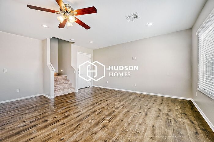 5638 S 10th Dr photo 5