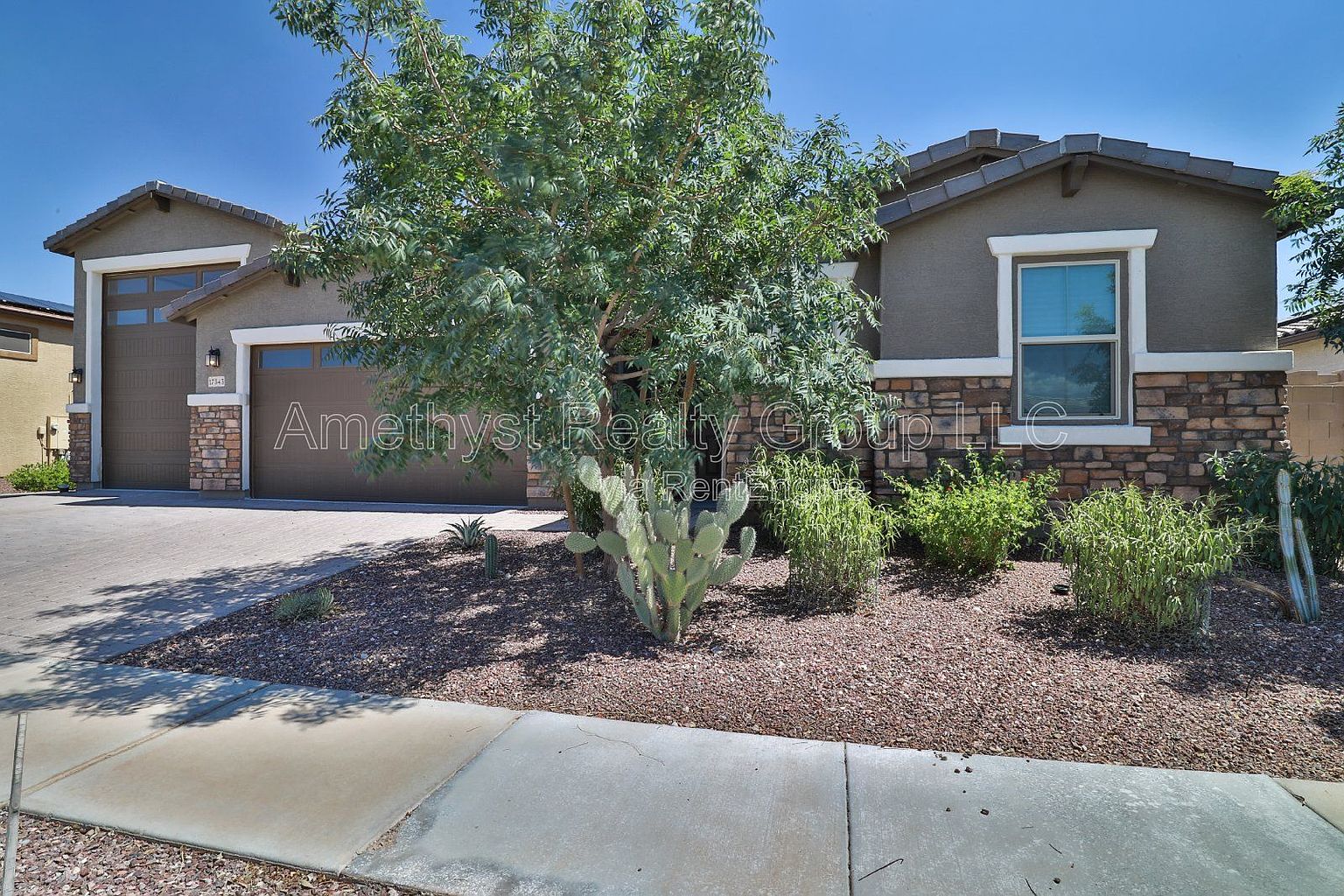17343 W Oberlin Way Surprise, AZ 85387 photo 2